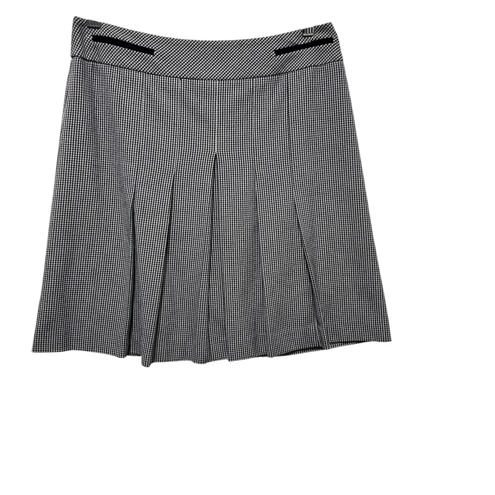 Ann Taylor Loft Petites Stretch Skirt 2P Black White Houndstooth‎ Pleated Lined